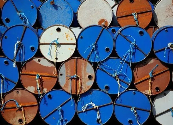 EUA Liberam 172 Milhões de Barris de Petróleo para Estabilizar o Mercado