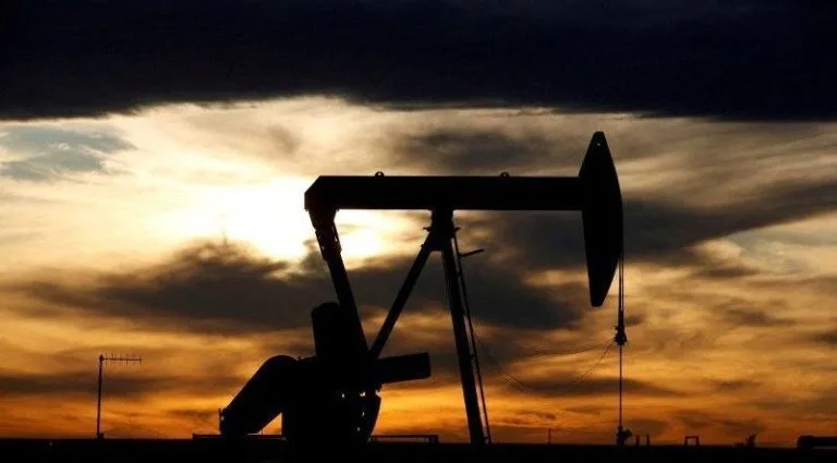 Aumento dos Preços do Petróleo em Meio a Conflitos entre Irã e Israel