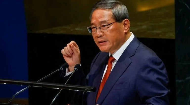 China Reforça Compromisso com Abertura Econômica e Apoio a Empresas Estrangeiras