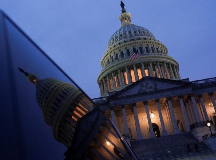 Câmara dos EUA Aprova Medida Temporária para Financiamento do Departamento de Segurança Interna Câmara dos EUA Aprova Medida Temporária para Financiamento do Departamento de Segurança Interna