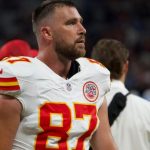 Travis Kelce: Futuro Incerto na NFL Após Longa Trajetória com os Chiefs