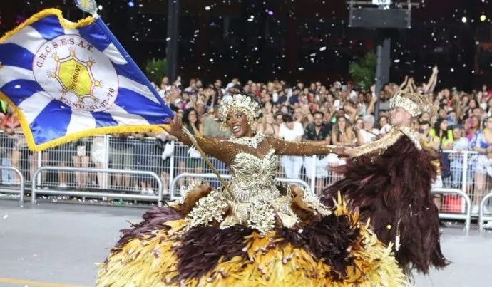 Liga SP Lança Álbum Com Registros dos Desfiles de Carnaval de 2026