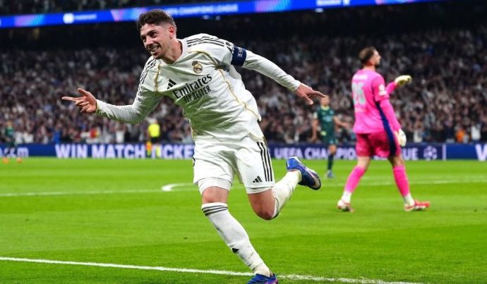 Valverde brilha e garante vantagem ao Real Madrid sobre o Manchester City na Champions