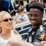 Virginia Fonseca compartilha foto inédita de Vini Jr. nas redes sociais