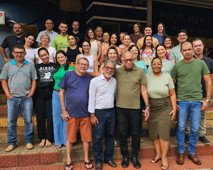 Castilho se despede de Alberto Nunes após 54 anos de serviço público