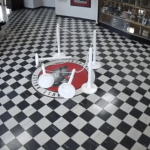 Diretor de escola em Oklahoma impede ataque a tiros ao imobilizar atirador