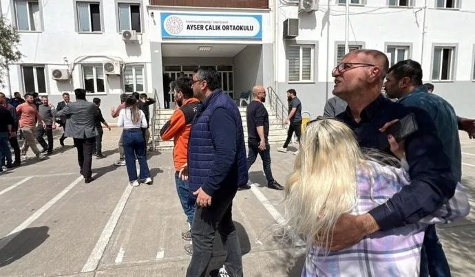 Ataque a tiros em escola na Turquia deixa nove mortos