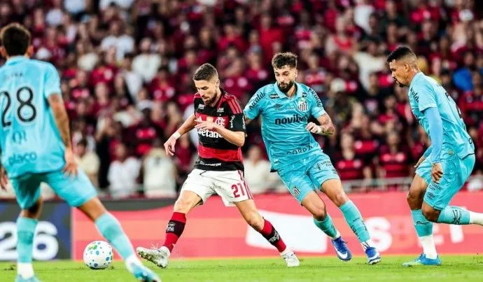 Lautaro Díaz brilha e marca golaço no Maracanã em vitória do Santos sobre o Flamengo