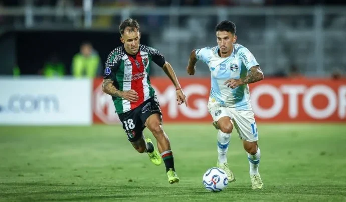Grêmio empata sem gols com o Palestino em jogo marcado por pênaltis perdidos Grêmio empata sem gols com o Palestino em jogo marcado por pênaltis perdidos