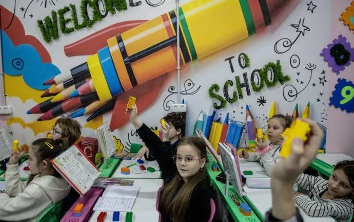 Crianças Ucranianas Agressivas com Oficiais de Recrutamento, Afirma Ombudsman