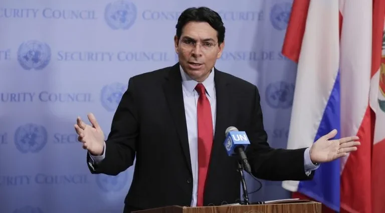 Embaixador de Israel critica França, China e Paquistão por suposto apoio ao Irã Embaixador de Israel critica França, China e Paquistão por suposto apoio ao Irã