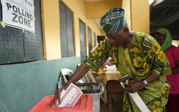 Regulamentação de Mídia na Nigéria é Reforçada Antes da Eleição de 2027 Regulamentação de Mídia na Nigéria é Reforçada Antes da Eleição de 2027