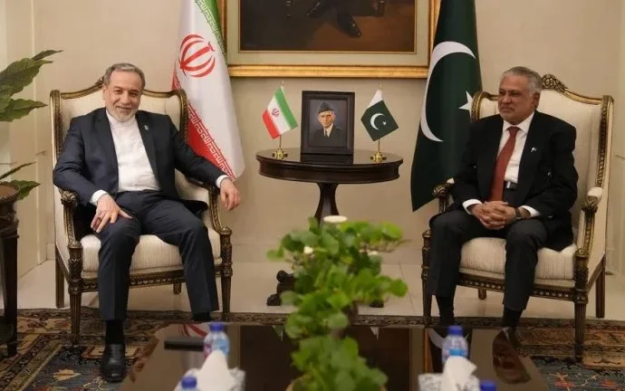 Ministro iraniano contesta afirmações de Trump sobre poder de negociação