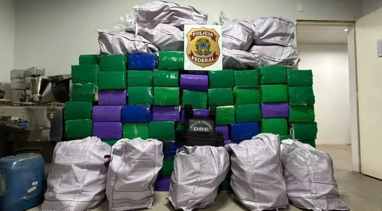 Polícia Federal apreende quase duas toneladas de maconha em operação no interior de SP