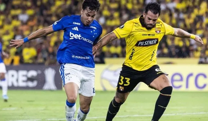 Cruzeiro inicia campanha na Libertadores com vitória em Guayaquil Cruzeiro inicia campanha na Libertadores com vitória em Guayaquil