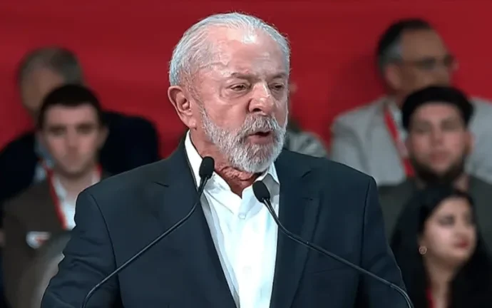 Lula defende participação da África do Sul no G20 durante coletiva na Alemanha
