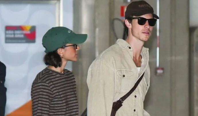 Bruna Marquezine e Shawn Mendes são flagrados juntos no Rio de Janeiro