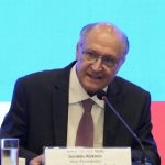 Alckmin critica candidaturas de defensores de ditaduras