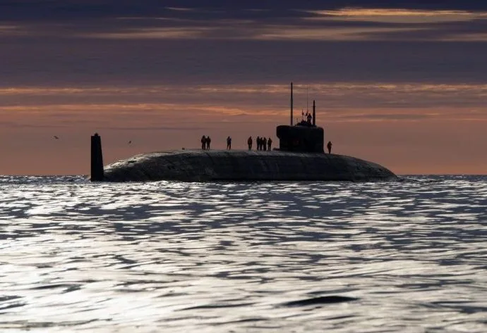 Reino Unido Revela Ação para Neutralizar Submarinos Russos em Suas Águas Reino Unido Revela Ação para Neutralizar Submarinos Russos em Suas Águas