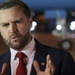 Vice-presidente dos EUA é elogiado por papel nas negociações entre EUA e Irã, afirma fonte paquistanesa