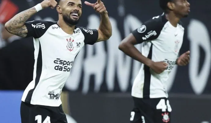 Análise da Vitória do Corinthians e Derrotas de Cruzeiro e Fluminense na Libertadores Análise da Vitória do Corinthians e Derrotas de Cruzeiro e Fluminense na Libertadores