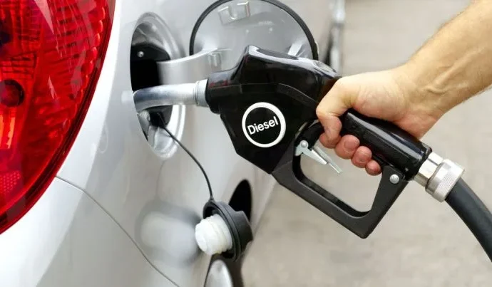 Alta dos Combustíveis em Abril: Diesel Lidera, Mas Indica Desaceleração Alta dos Combustíveis em Abril: Diesel Lidera, Mas Indica Desaceleração