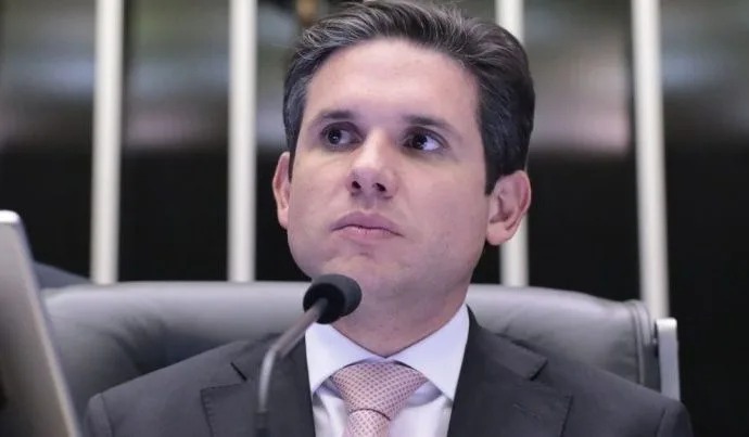 Câmara dos Deputados acelera votação da PEC 6×1 nesta sexta-feira