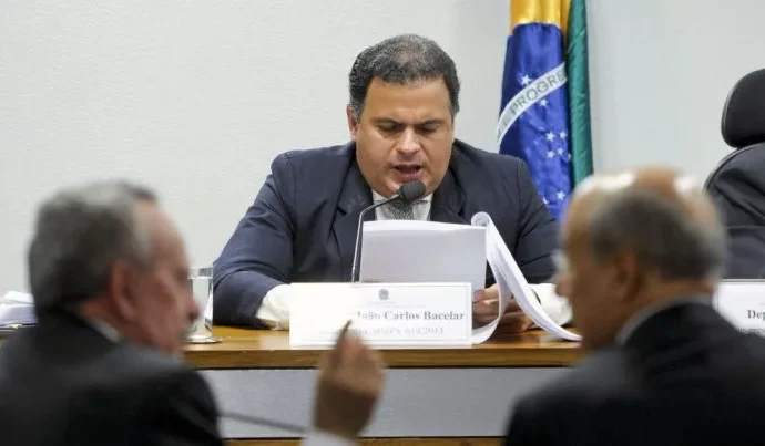 Deputado João Carlos Bacelar firma acordo com PGR e devolverá R$ 1,3 milhão