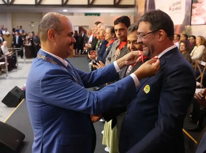 Sérgio Longen Recebe Medalha da Inconfidência em Cerimônia do Governo de Minas Gerais