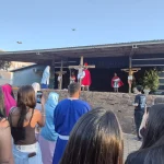 Paixão de Cristo em Castilho emociona fiéis em uma Sexta Feira da Paixão marcada por fé, silêncio e reflexão