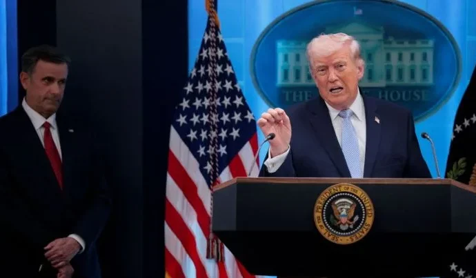 Especialista analisa impacto do ataque armado no discurso sobre armas de Trump