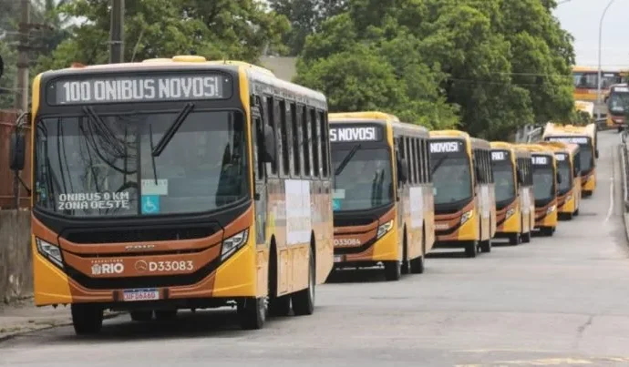 RJ sanciona lei que multa assédio em transportes públicos