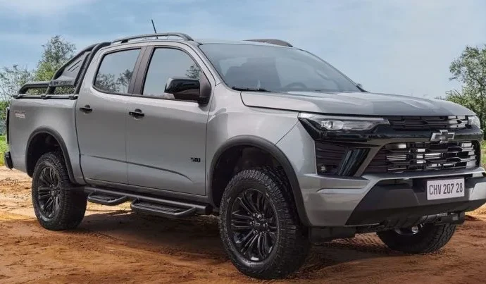 Chevrolet lança S10 Trail Boss e Trailblazer Midnight para o público off-road