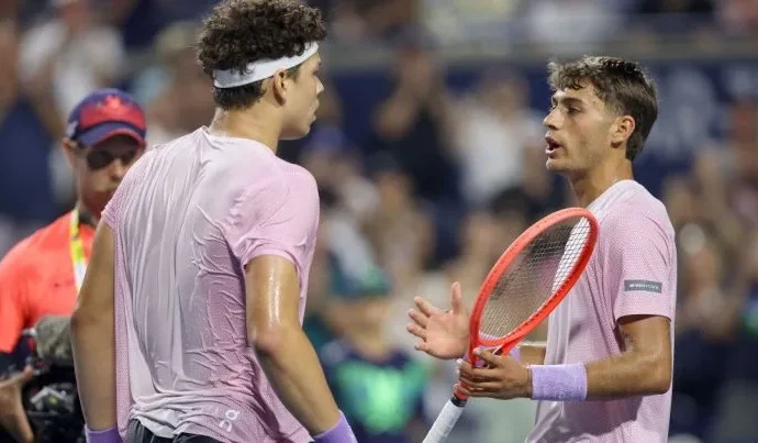 Flavio Cobolli e Ben Shelton se enfrentam na final do ATP 500 de Munique