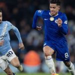 Manchester City enfrenta Chelsea em meio a tensões internas e disputa pelo título