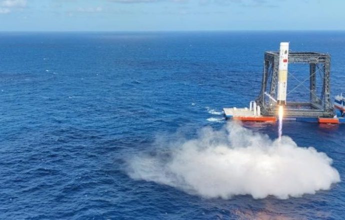 China planeja enviar astronautas à Lua até 2030 com programa lunar tripulado