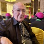 Bispo Cesare Bonivento inicia nova missão em Camarões sob orientação do Papa Francisco