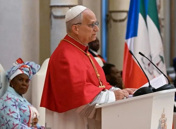 Papa Francisco destaca a necessidade de remover obstáculos ao desenvolvimento humano na Guiné Equatorial