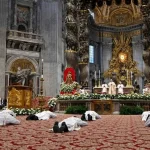 Papa destaca papel dos sacerdotes como canal para encontro com Jesus