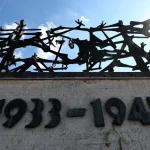 Papa homenageia aniversário da libertação do campo de Dachau em audiência