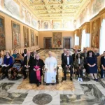 Papa enfatiza a importância da caridade e da proximidade com cristãos do Oriente Médio