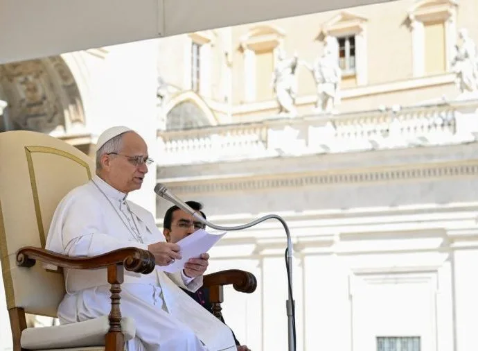 Papa Francisco vê trégua como sinal de esperança e convoca Vigília de Oração pela Paz