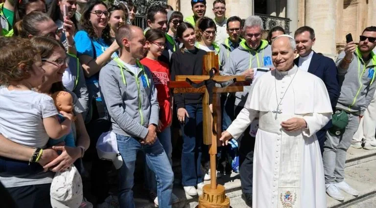 Papa recebe 4 mil estudantes da Arquidiocese de Milão e a Cruz dos Esportistas