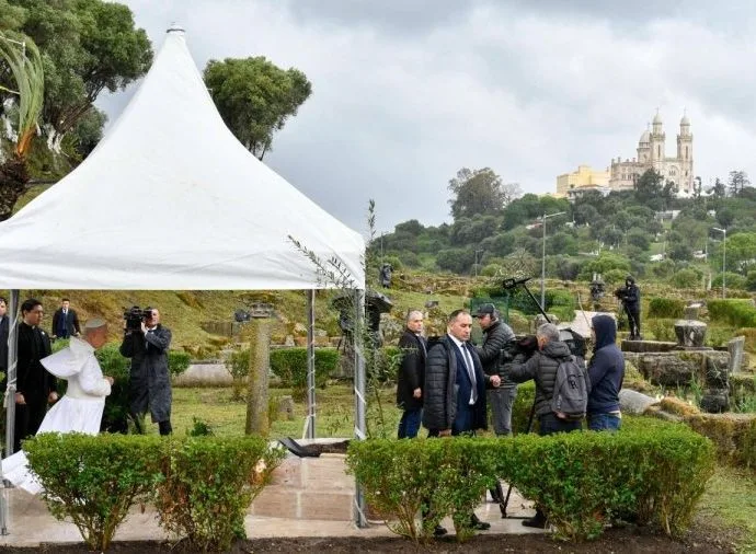 Papa visita ruínas de Hipona em viagem à Argélia