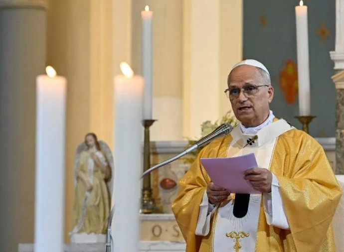 Papa destaca a caridade como código dos cristãos em missa na Argélia