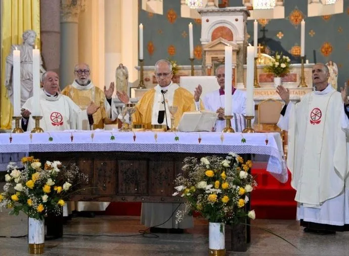 A Mensagem de Esperança do Papa em Sua Visita a Annaba