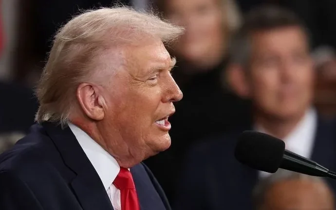 Trump alerta que fim do bloqueio naval pode prejudicar acordo com o Irã Trump alerta que fim do bloqueio naval pode prejudicar acordo com o Irã