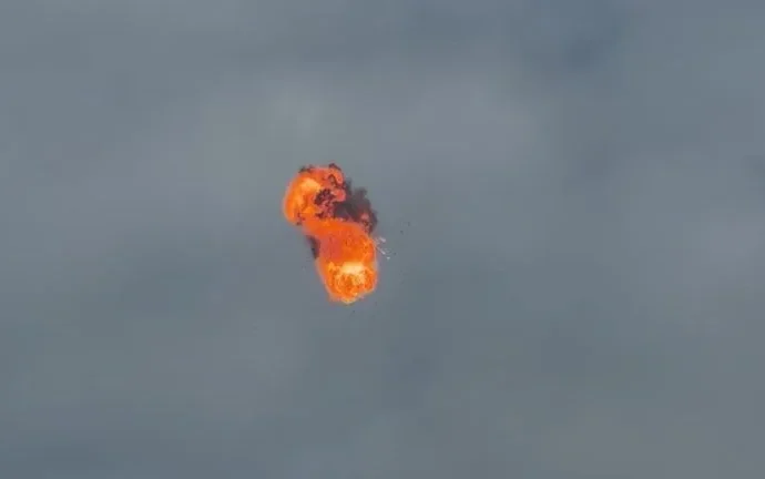 Drone russo é abatido em Dnipro durante ataque aéreo na Ucrânia
