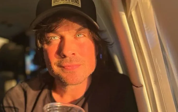 Ian Somerhalder compartilha trajetória de superação de dívida milionária