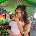 Manu Gavassi comemora o primeiro ano da filha com registro especial